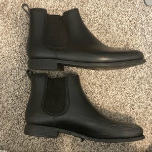 Henry Ferrera black rain boots